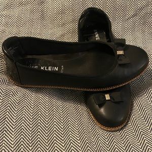 Anne Klein Eve Grosgrain Flat Size 8